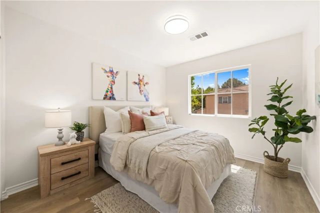 76 Trailing Vine, Irvine, CA 92602