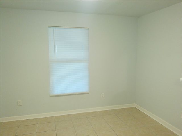 225 Watson St, Corpus Christi, TX 78415
