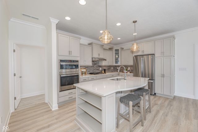 16743 Sunland Farm Drive, Fishers, IN 46040
