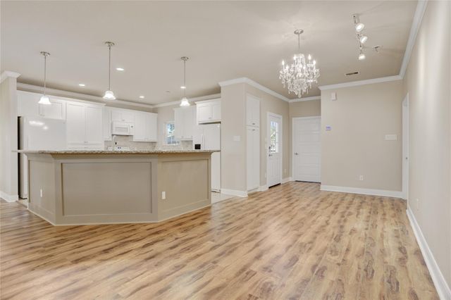 2075 Lomax School Road, La Porte, TX 77571