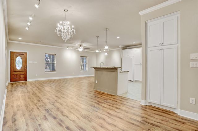 2075 Lomax School Road, La Porte, TX 77571