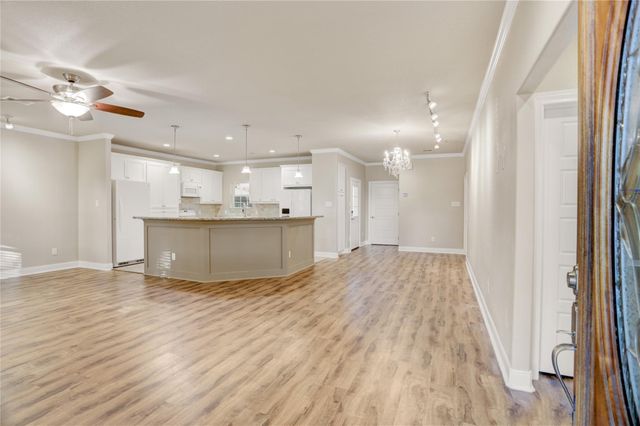 2075 Lomax School Road, La Porte, TX 77571