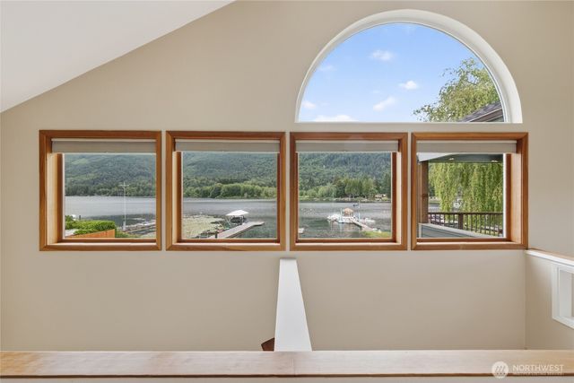 270 Shallow Shore Road, Bellingham, WA 98229