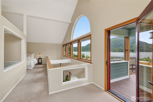 270 Shallow Shore Road, Bellingham, WA 98229