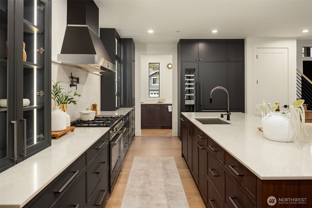 1208 211th Place, Sammamish, WA 98074