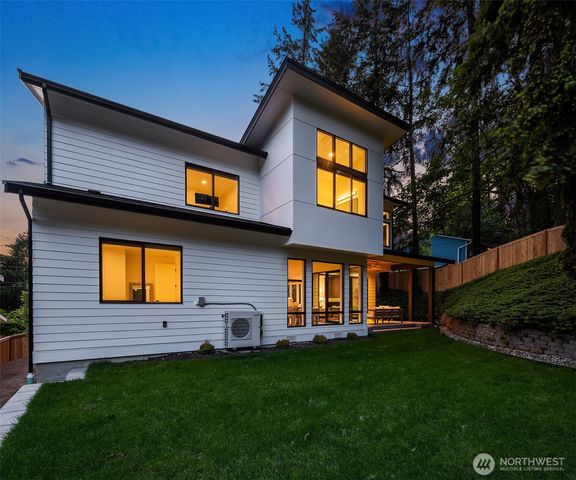 1208 211th Place, Sammamish, WA 98074