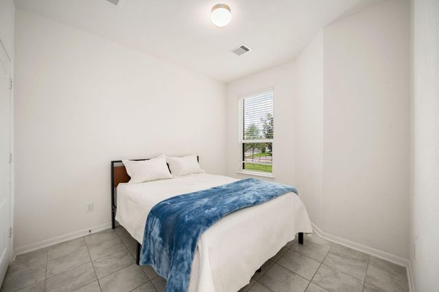 5022 Jonina Lane, Houston, TX 77048