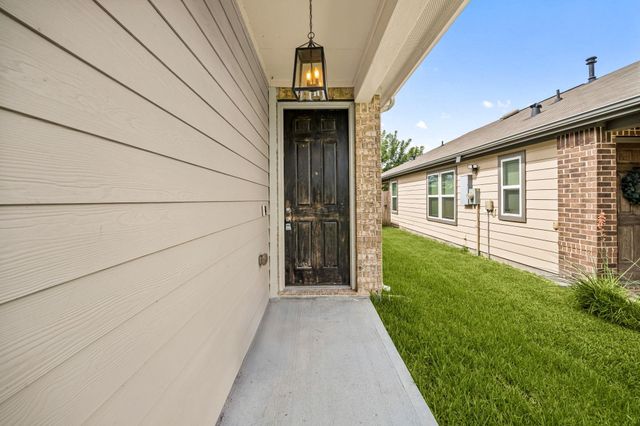 5022 Jonina Lane, Houston, TX 77048