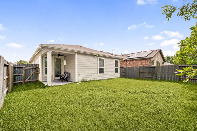 5022 Jonina Lane, Houston, TX 77048
