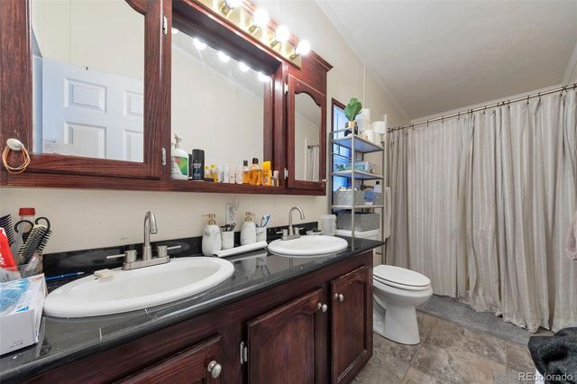 5853 S Quemoy Circle, Centennial, CO 80015