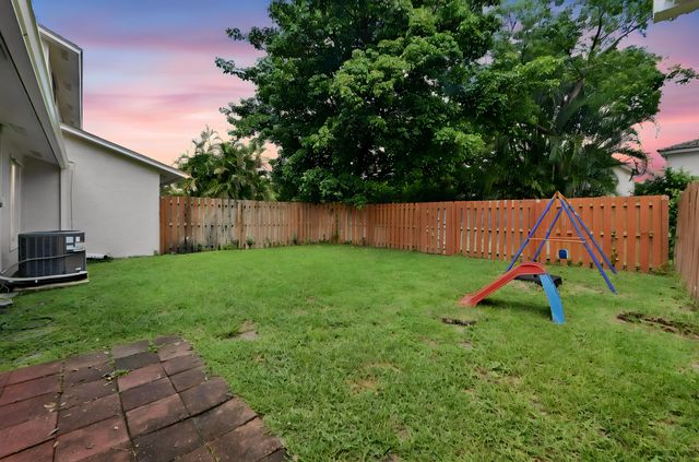 11901 Donlin Drive, Wellington, FL 33414