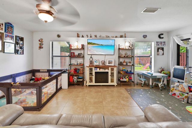 11901 Donlin Drive, Wellington, FL 33414