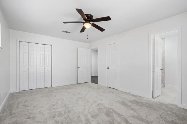 322 E Edgebrook Drive, Houston, TX 77034