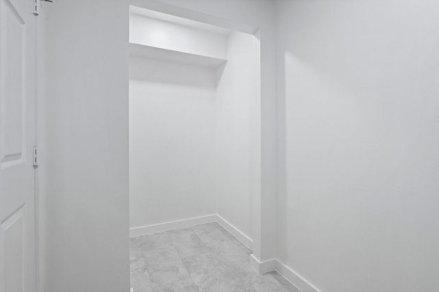 322 E Edgebrook Drive, Houston, TX 77034