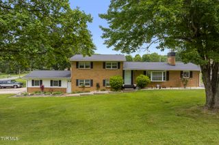 1201 Beechwood Drive, Johnson City, TN 37604