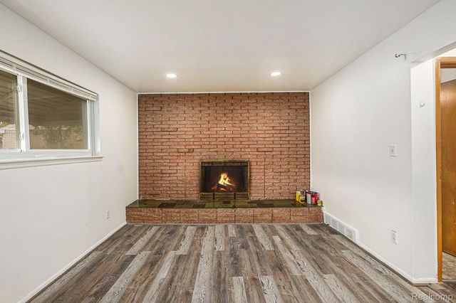 29229 Van Laan Drive, Warren, MI 48092