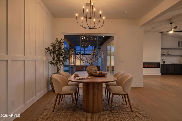 4048 E EDGEMONT Avenue, Phoenix, AZ 85008