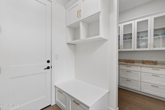 4048 E EDGEMONT Avenue, Phoenix, AZ 85008