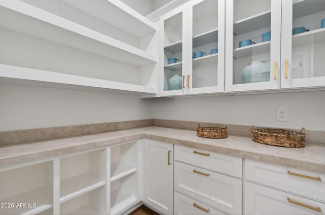 4048 E EDGEMONT Avenue, Phoenix, AZ 85008