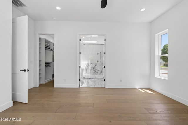 4048 E EDGEMONT Avenue, Phoenix, AZ 85008