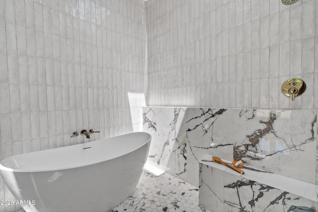 4048 E EDGEMONT Avenue, Phoenix, AZ 85008