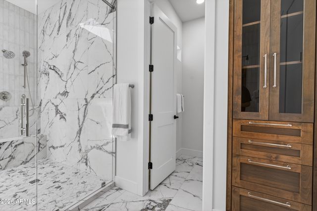 4048 E EDGEMONT Avenue, Phoenix, AZ 85008