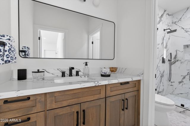 4048 E EDGEMONT Avenue, Phoenix, AZ 85008