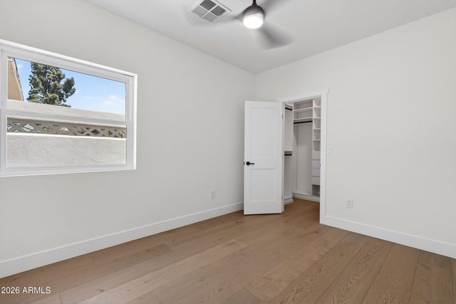 4048 E EDGEMONT Avenue, Phoenix, AZ 85008