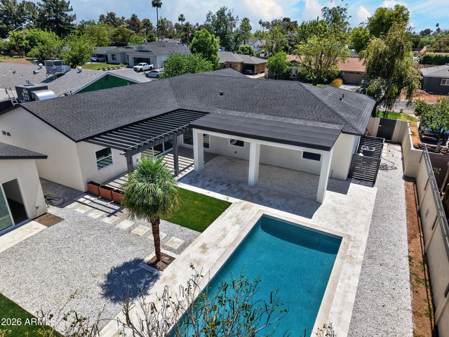 4048 E EDGEMONT Avenue, Phoenix, AZ 85008