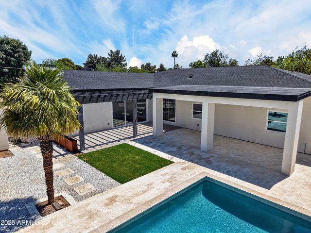 4048 E EDGEMONT Avenue, Phoenix, AZ 85008