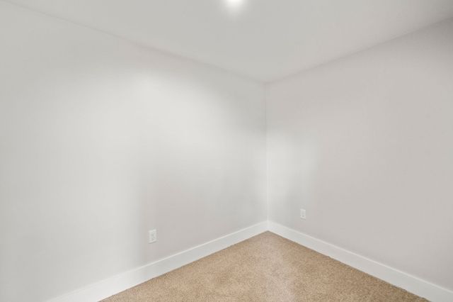 547 Turnpike St, Easton, MA 02375