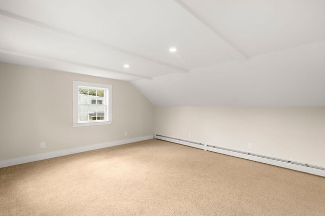 547 Turnpike St, Easton, MA 02375