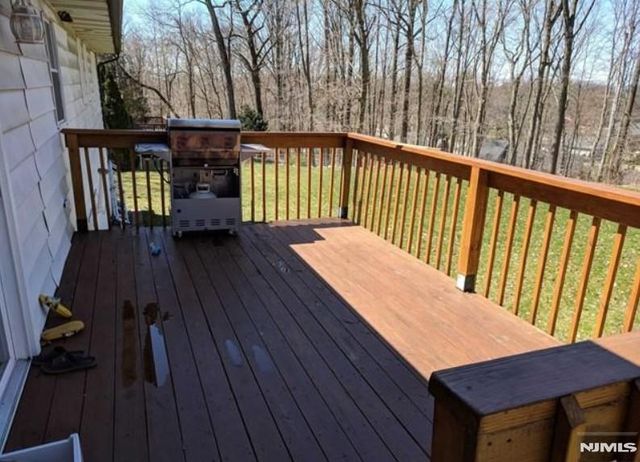 490 Van Emburgh Avenue, Ridgewood, NJ 07450