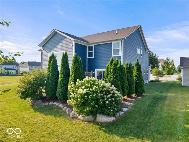 15154 Blue Ribbon Boulevard, Fishers, IN 46040