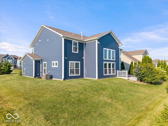 15154 Blue Ribbon Boulevard, Fishers, IN 46040