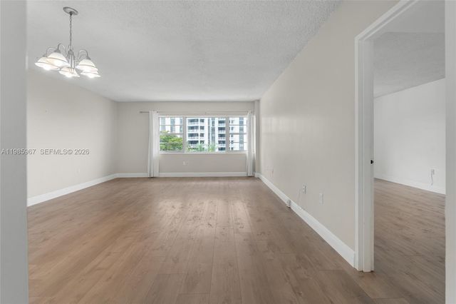 1700 NE 105th St 505, Miami Shores, FL 33138