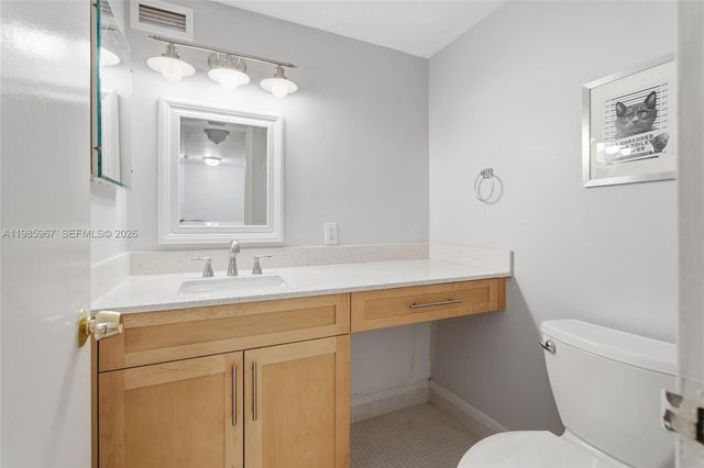 1700 NE 105th St 505, Miami Shores, FL 33138