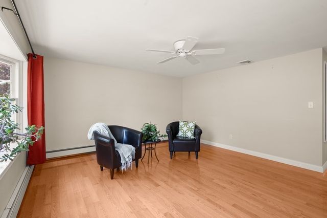 45 Hobson St, Saugus, MA 01906