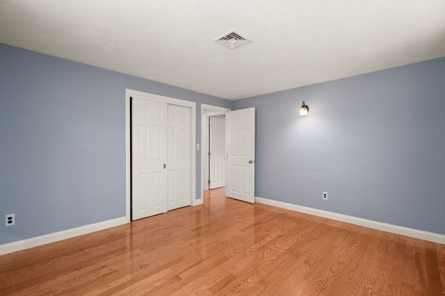 45 Hobson St, Saugus, MA 01906