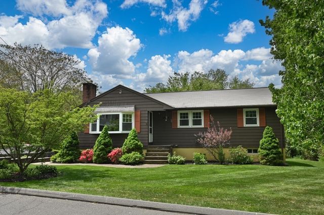 45 Hobson St, Saugus, MA 01906