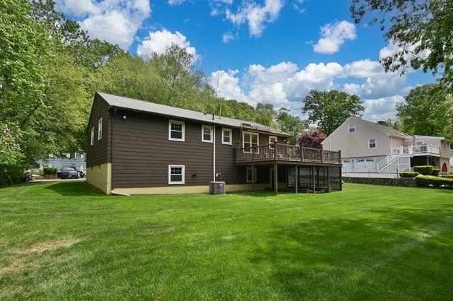 45 Hobson St, Saugus, MA 01906