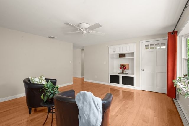 45 Hobson St, Saugus, MA 01906