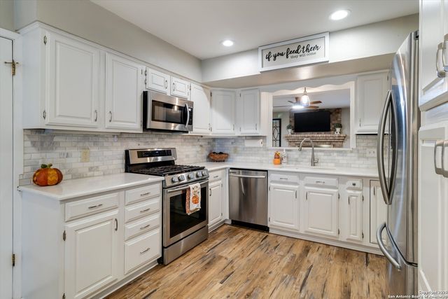 14310 Oak Shadows, San Antonio, TX 78232