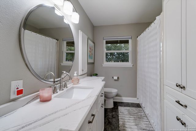 14310 Oak Shadows, San Antonio, TX 78232