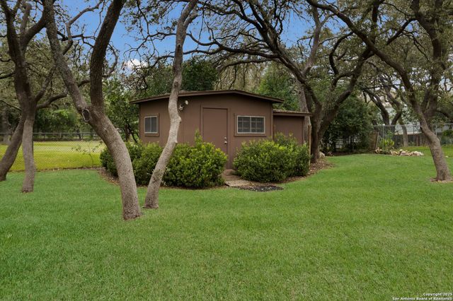 14310 Oak Shadows, San Antonio, TX 78232