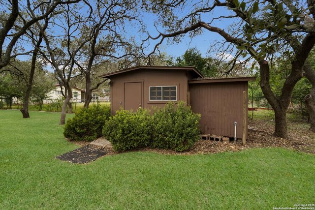14310 Oak Shadows, San Antonio, TX 78232