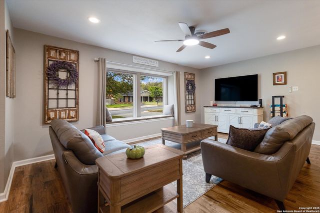 14310 Oak Shadows, San Antonio, TX 78232