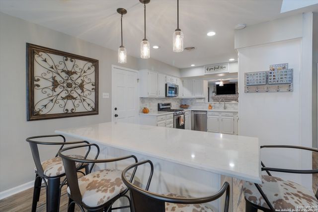 14310 Oak Shadows, San Antonio, TX 78232