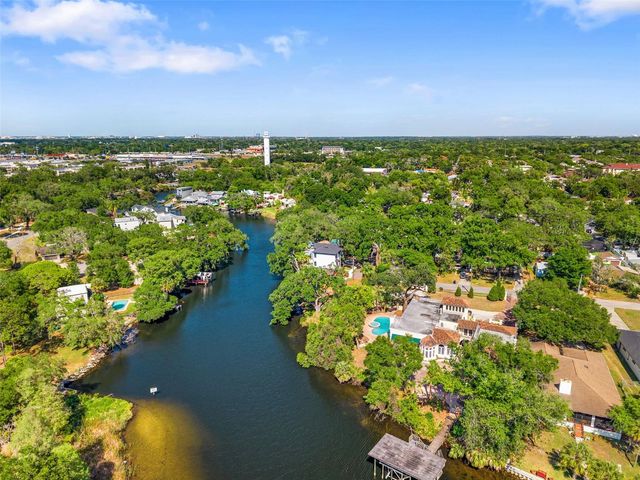 323 W HANLON STREET, Tampa, FL 33604