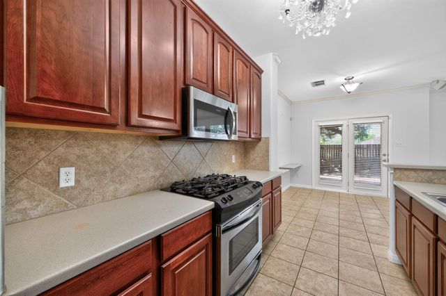 1101 E Parmer LN 217, Austin, TX 78753